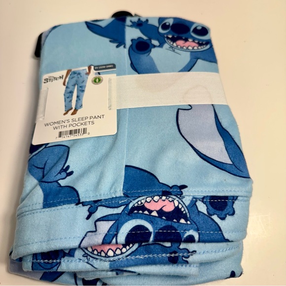 NWT. Disney Stitch Women’s Sleep or lounge Pants, Size 3X - Picture 4 of 7
